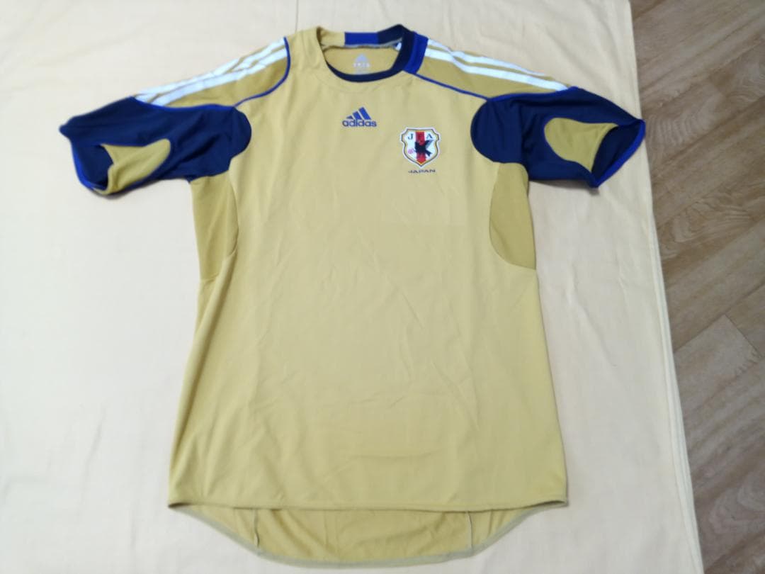 FIFA　ユニフォーム、パンツ　選手支給品　４点セット　　サイズXO JAPAN