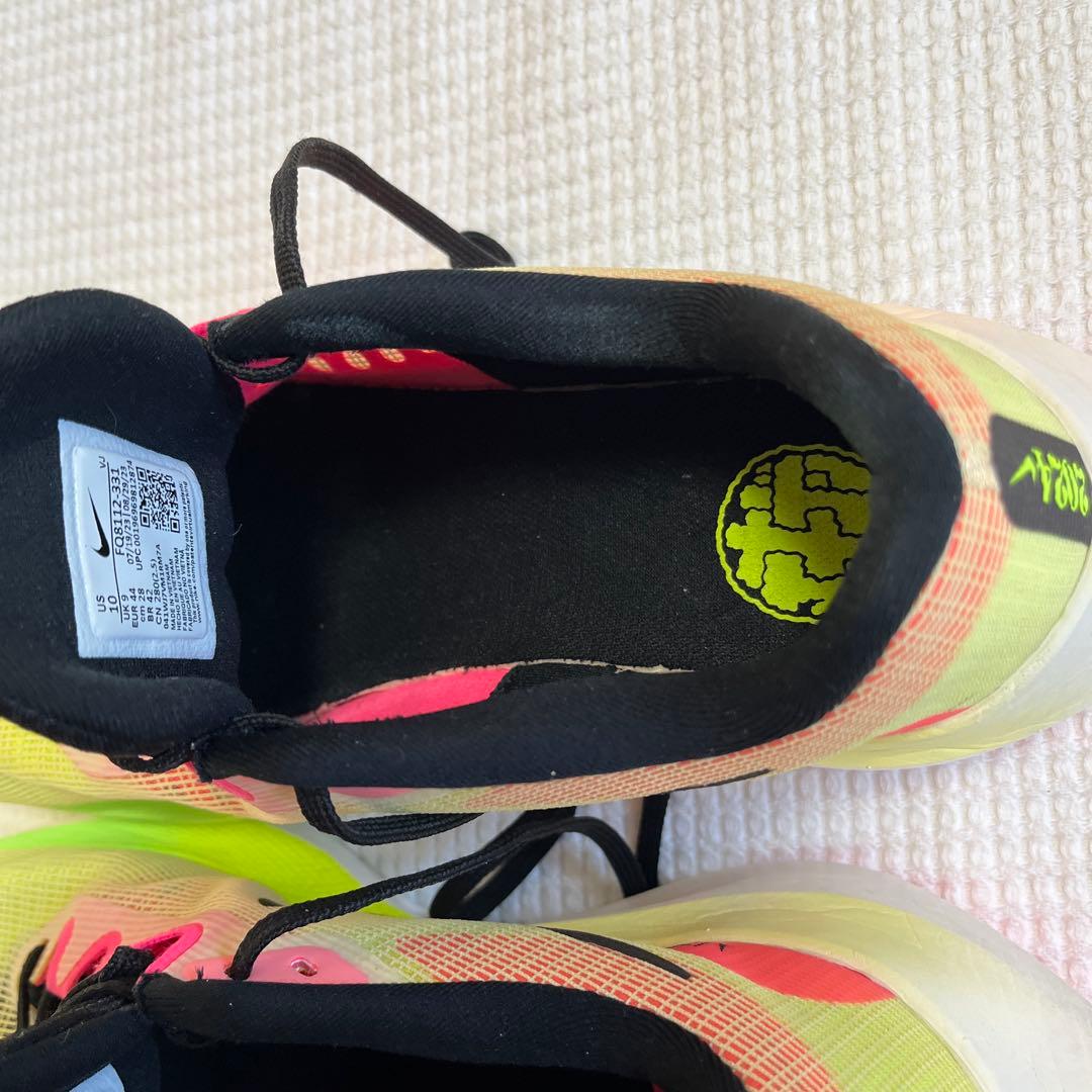 Nike ZoomX ランニングシューズ