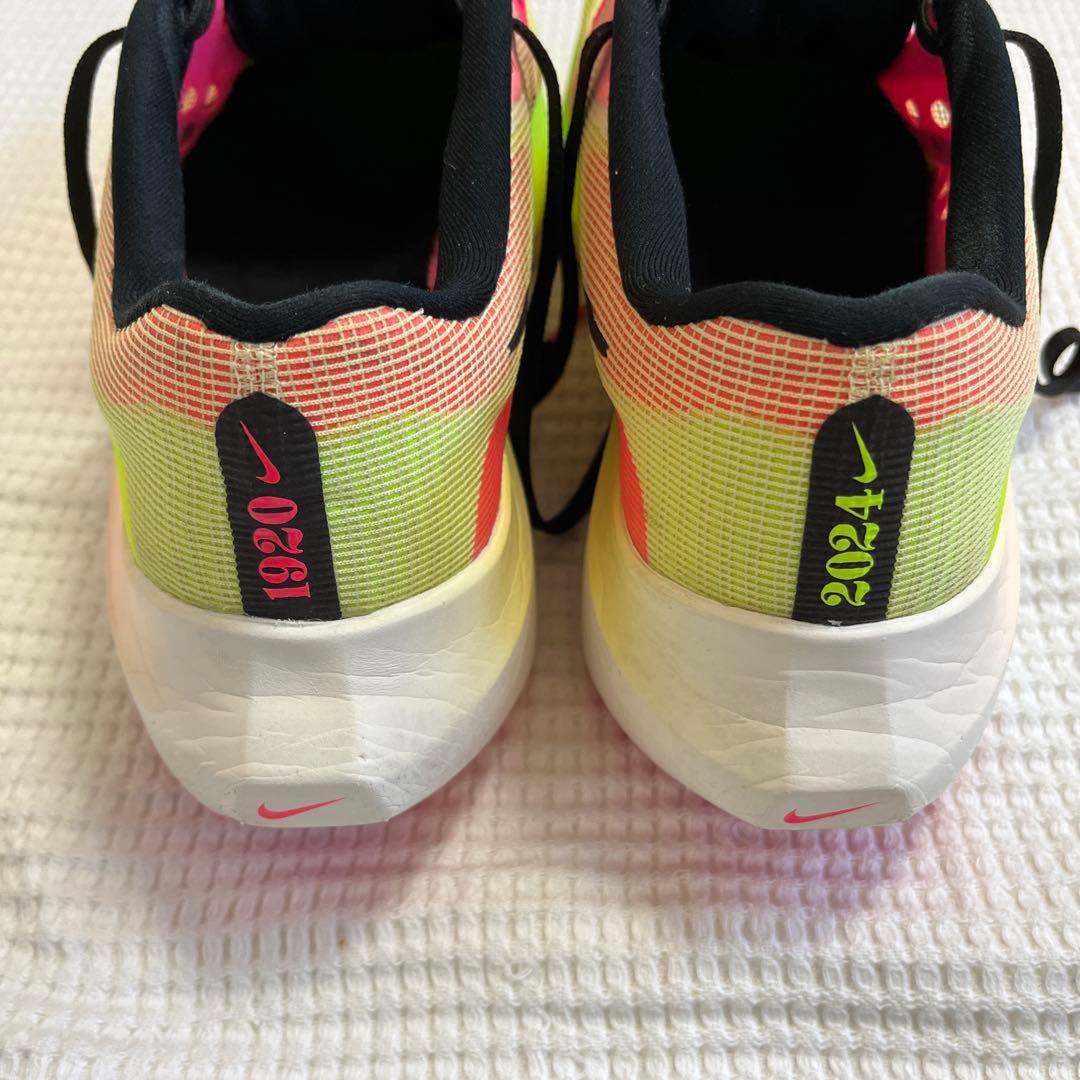 Nike ZoomX ランニングシューズ