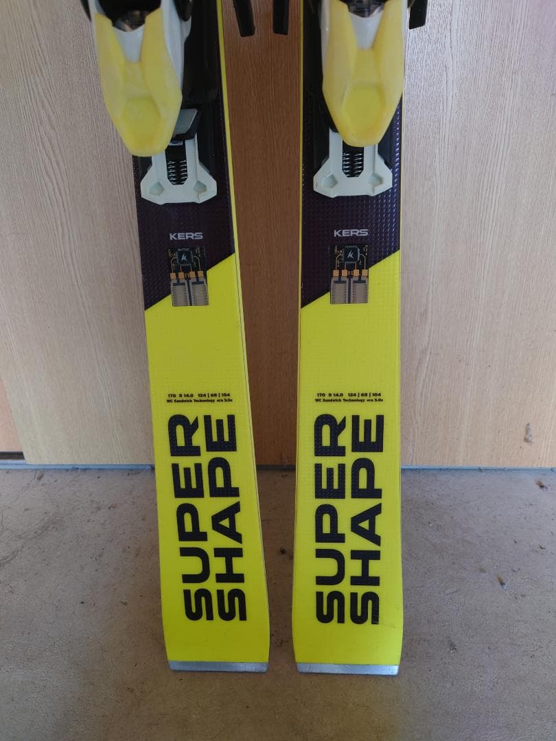 【美品】 HEAD SUPER SHAPE i.SPEED スキー板 HEAD