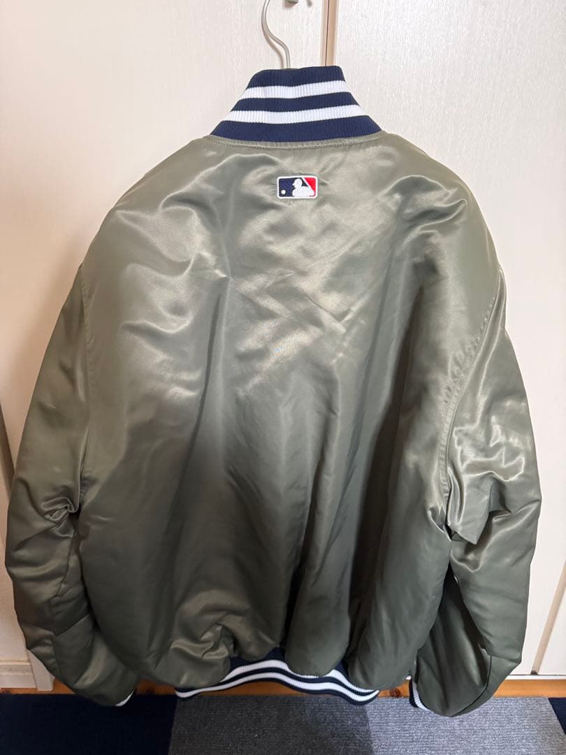 Yankees Majestic ジャケット M オリーブ