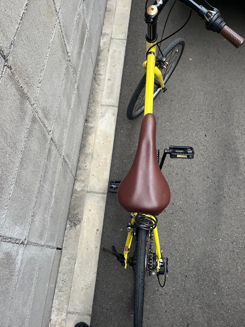 両タイヤ新品ミニベロ　黄色