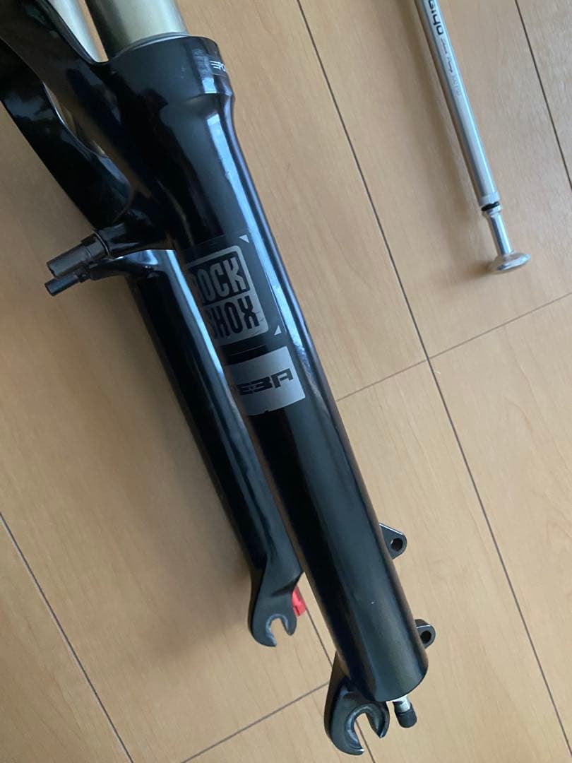 RockShox Reba SL 26インチ　サスフォーク