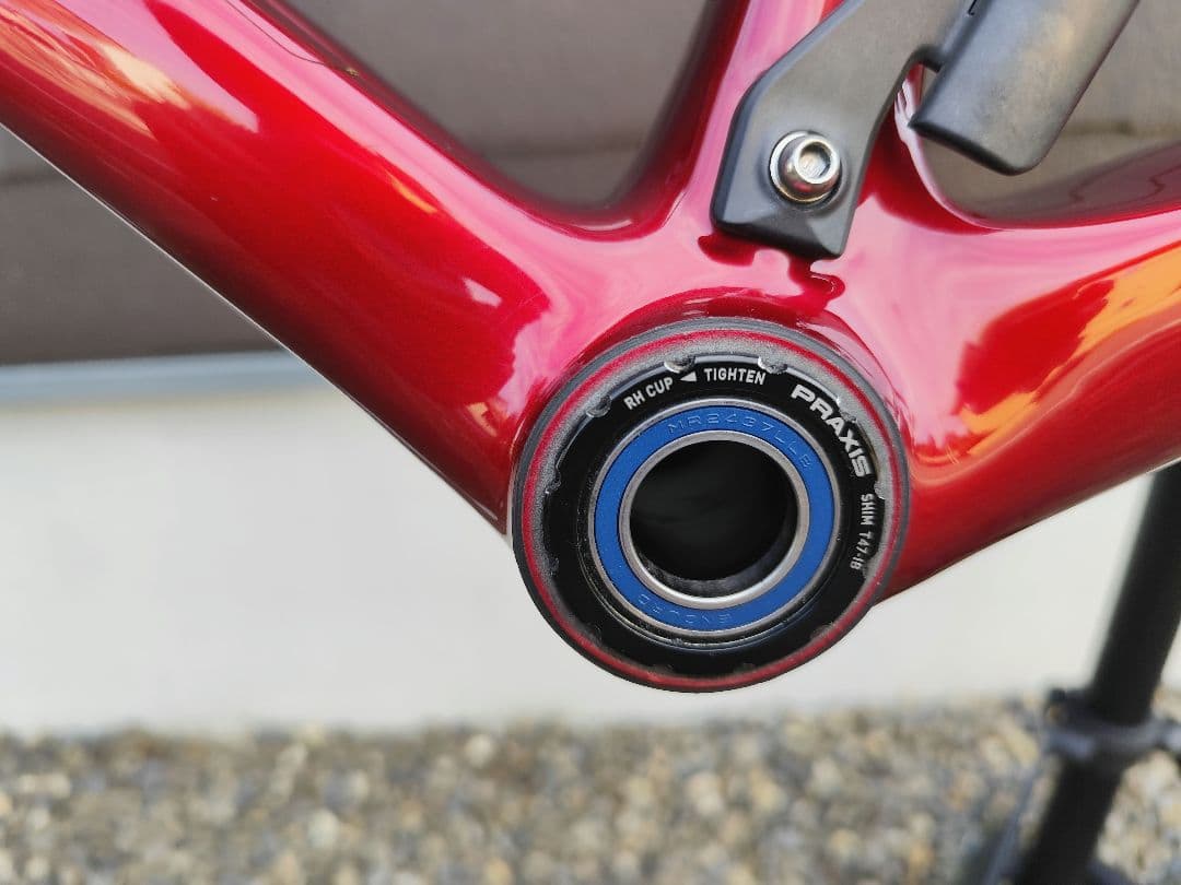TREK トレック 　EMONDA SLR7 DISC 2021年フレームセット