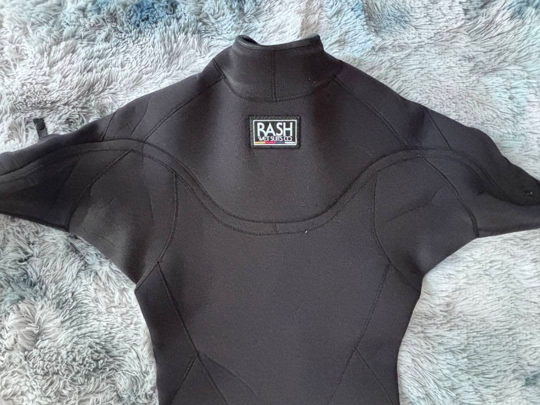 ウェットスーツ RASH WETSUITS