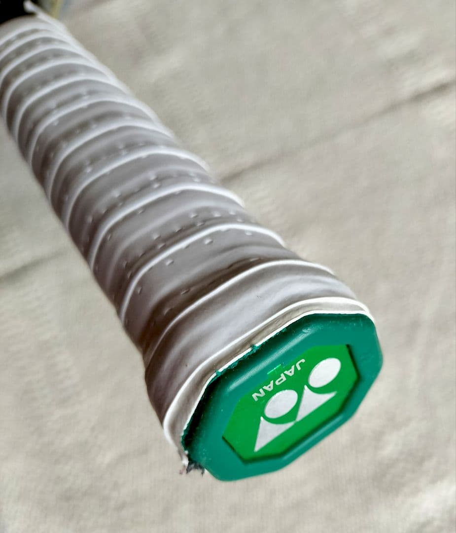 YONEX ASTREL 115 テニスラケット グリップG2