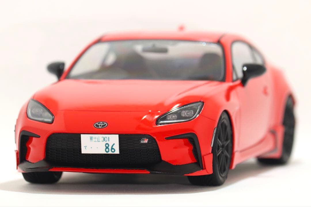 タミヤ　GR86 プラモデル完成品