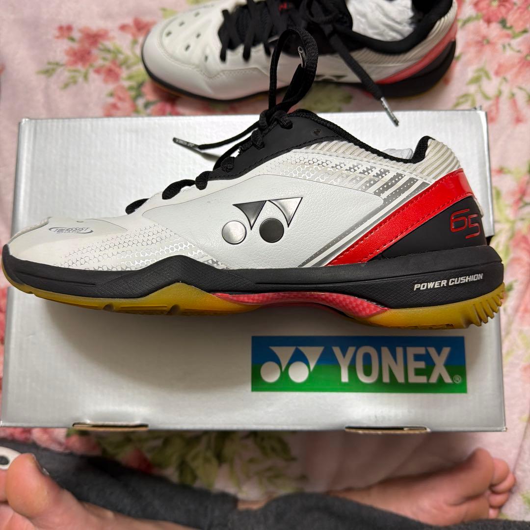 YONEX バドミントンシューズ 65 サイズ25.0
