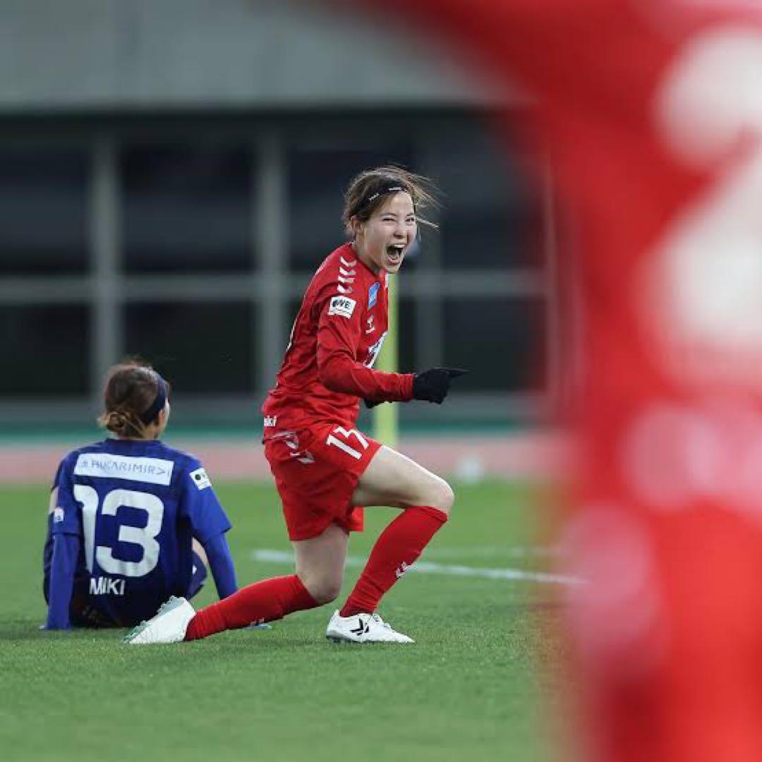 サッカー INAC神戸レオネッサ　北川ひかる #13 ユニフォーム　浦和レッズ