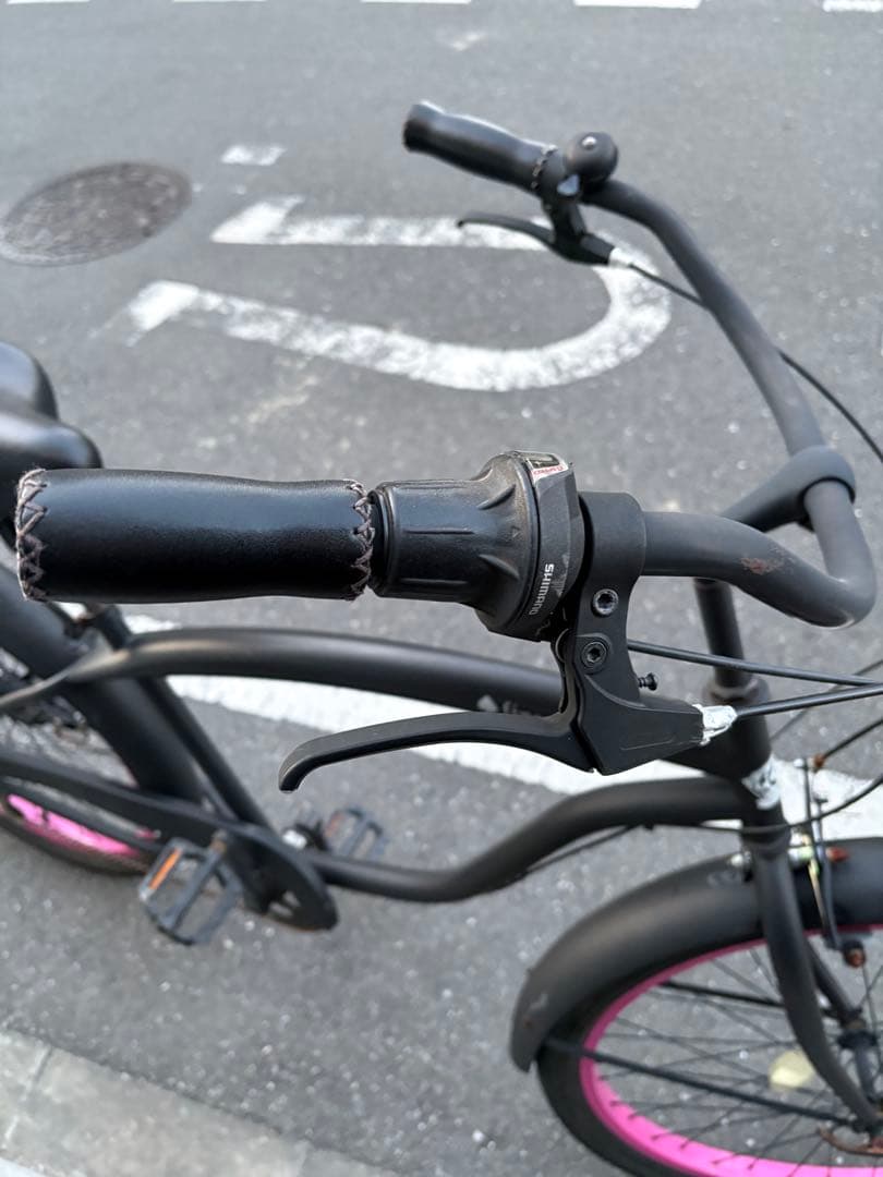 ビーチクルーザー 自転車 ブラック/ピンク 26インチ