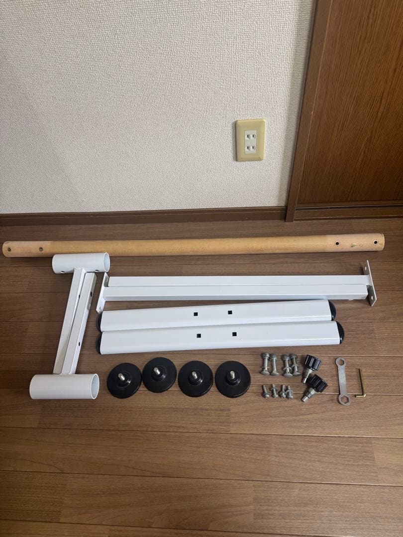 RiZKiZ バレエバー スタンド　ホワイト
