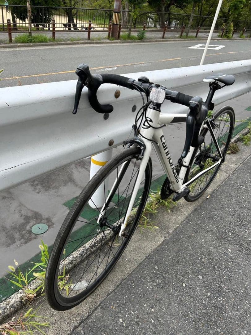 Cannondale ロードバイク ホワイト 700C 《ああ》