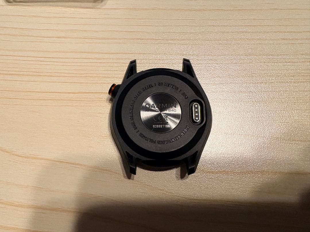GARMIN APPROACH S40 GPSナビ　＋おまけ（ガラスフィルム等）