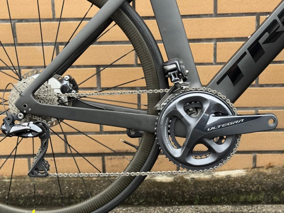 美品　TREKトレック MADONE マドン SL6 DISC Di2