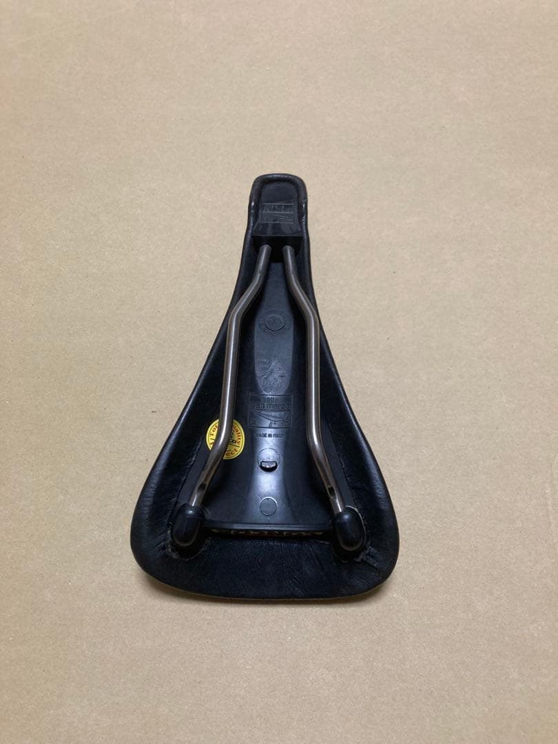 ■selle sanmarco：CONCOR LIGHT Ti サドル
