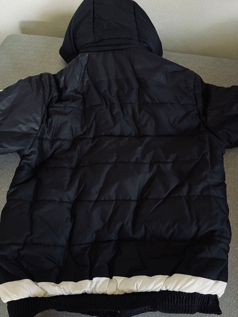 adidas ベンチコート J5 黒