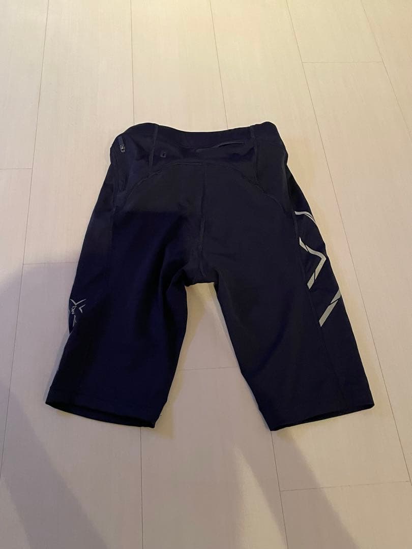 2XU ハーフタイツ ネイビー シルバー