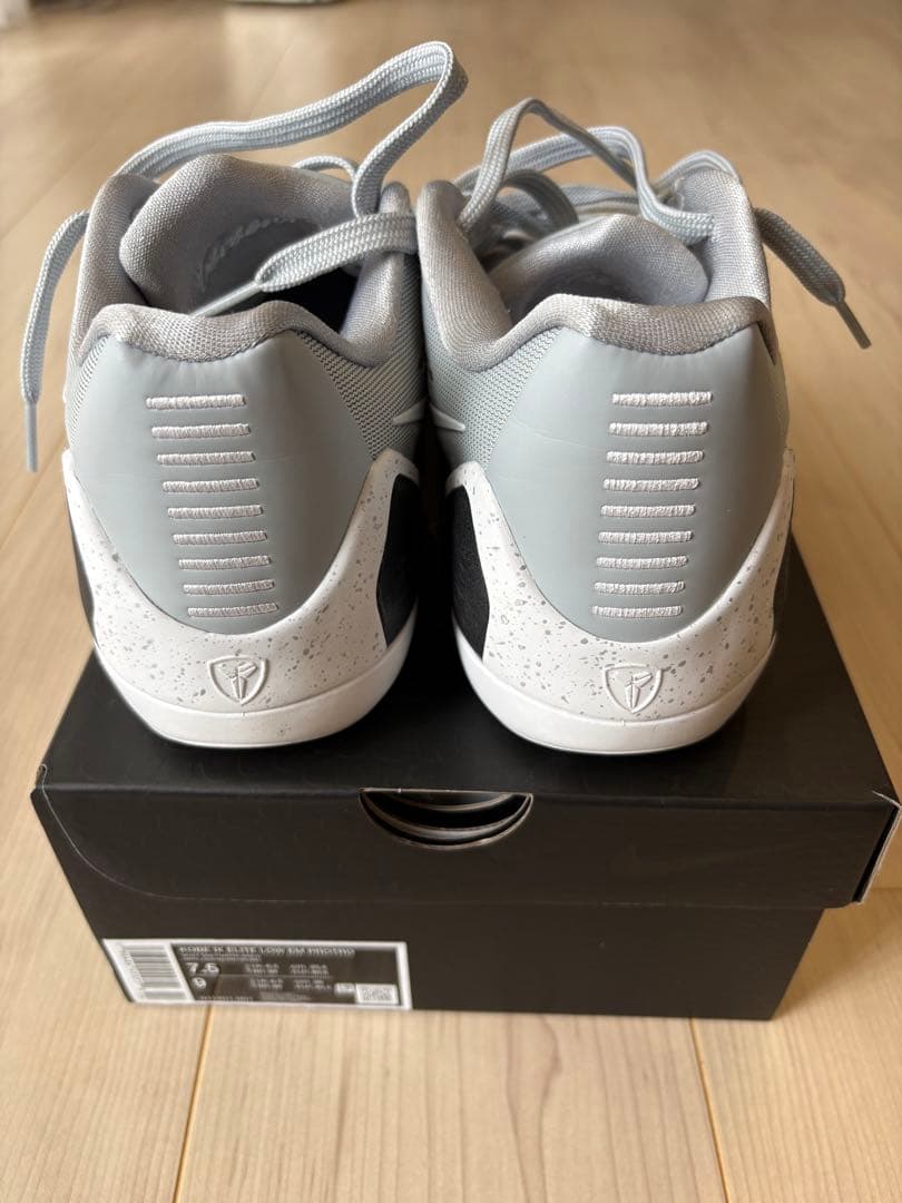 シューズ(男性用) NIKE KOBE9 ELITE LOW EM PROTRO