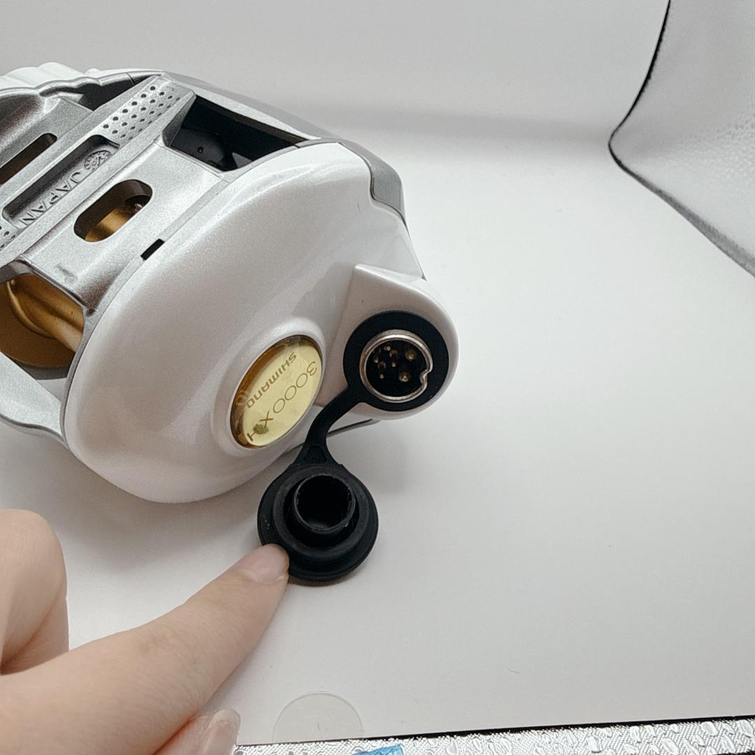 【極美品】SHIMANO シマノ 電動リール 08電動丸 3000XH