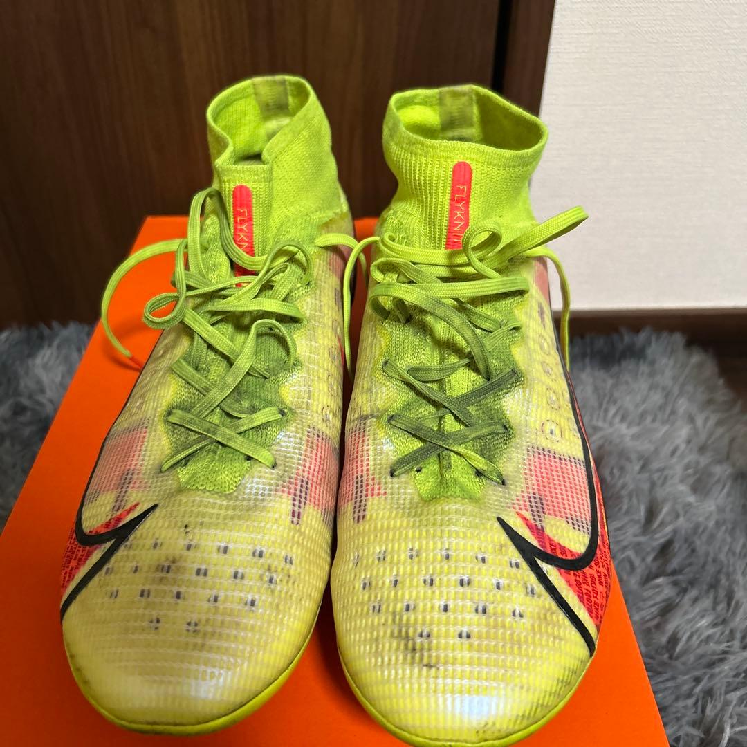 Nike サッカーシューズ ハイカット イエロー/レッド