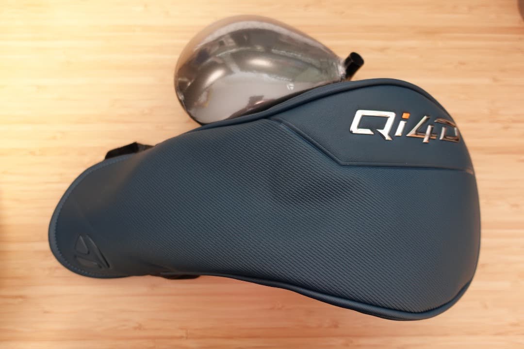 新品 テーラーメイド Qi4D ドライバー 10.5 ヘッドのみ 送料込