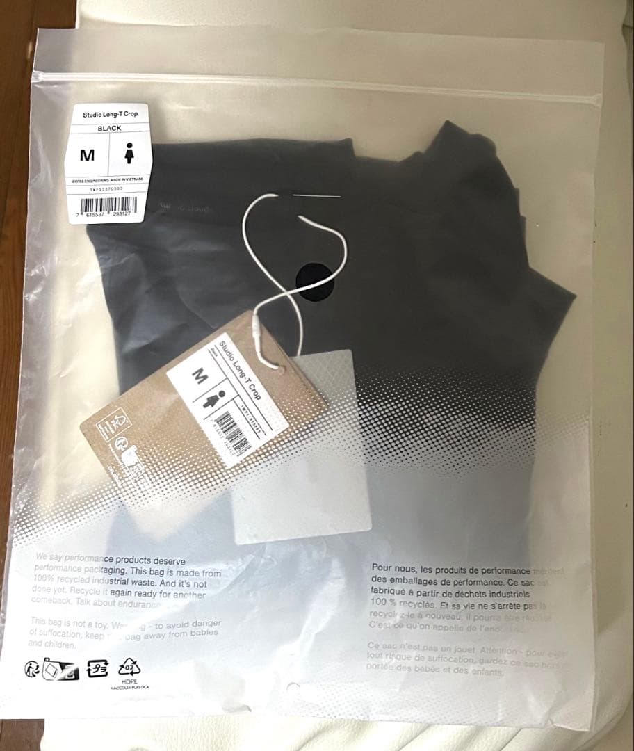 【セール・新品】オン ON Studio Long-T Crop ブラック M