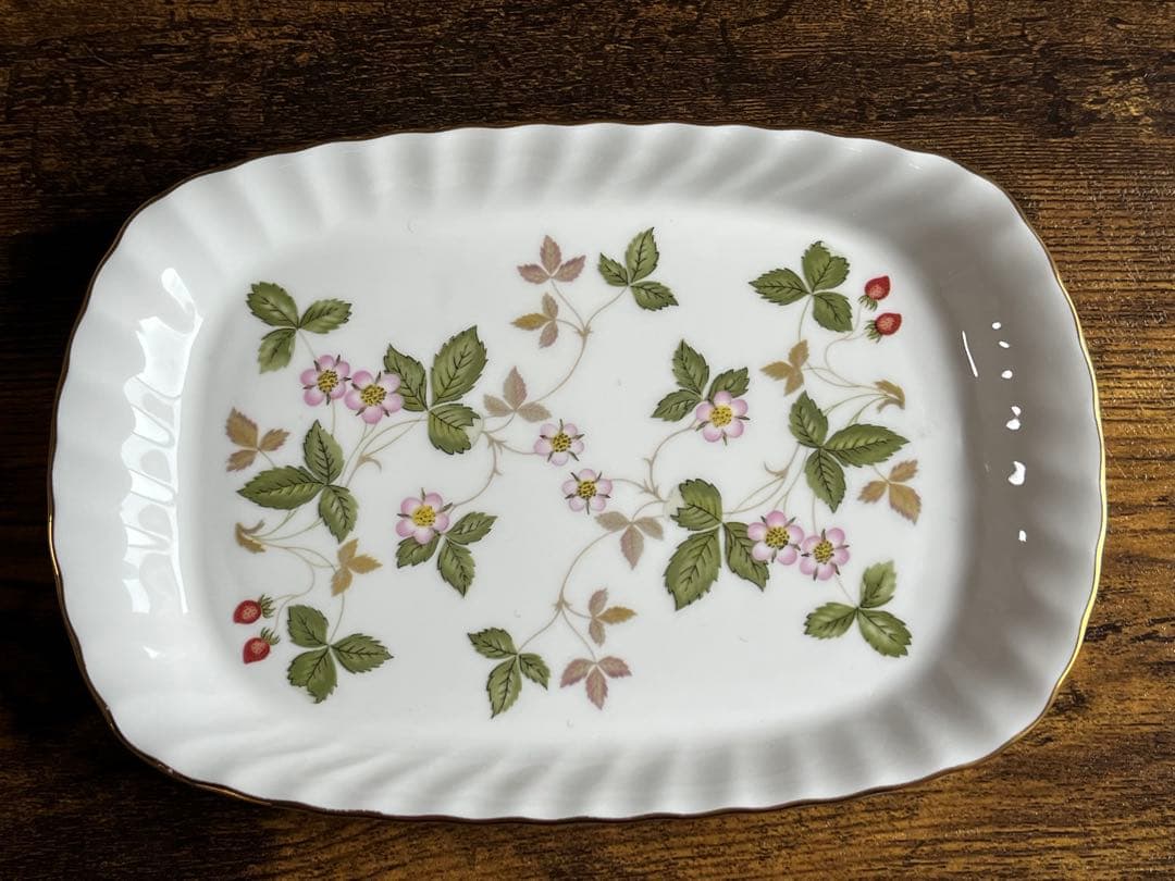  WILD STRAWBERRY 食器セット 5点