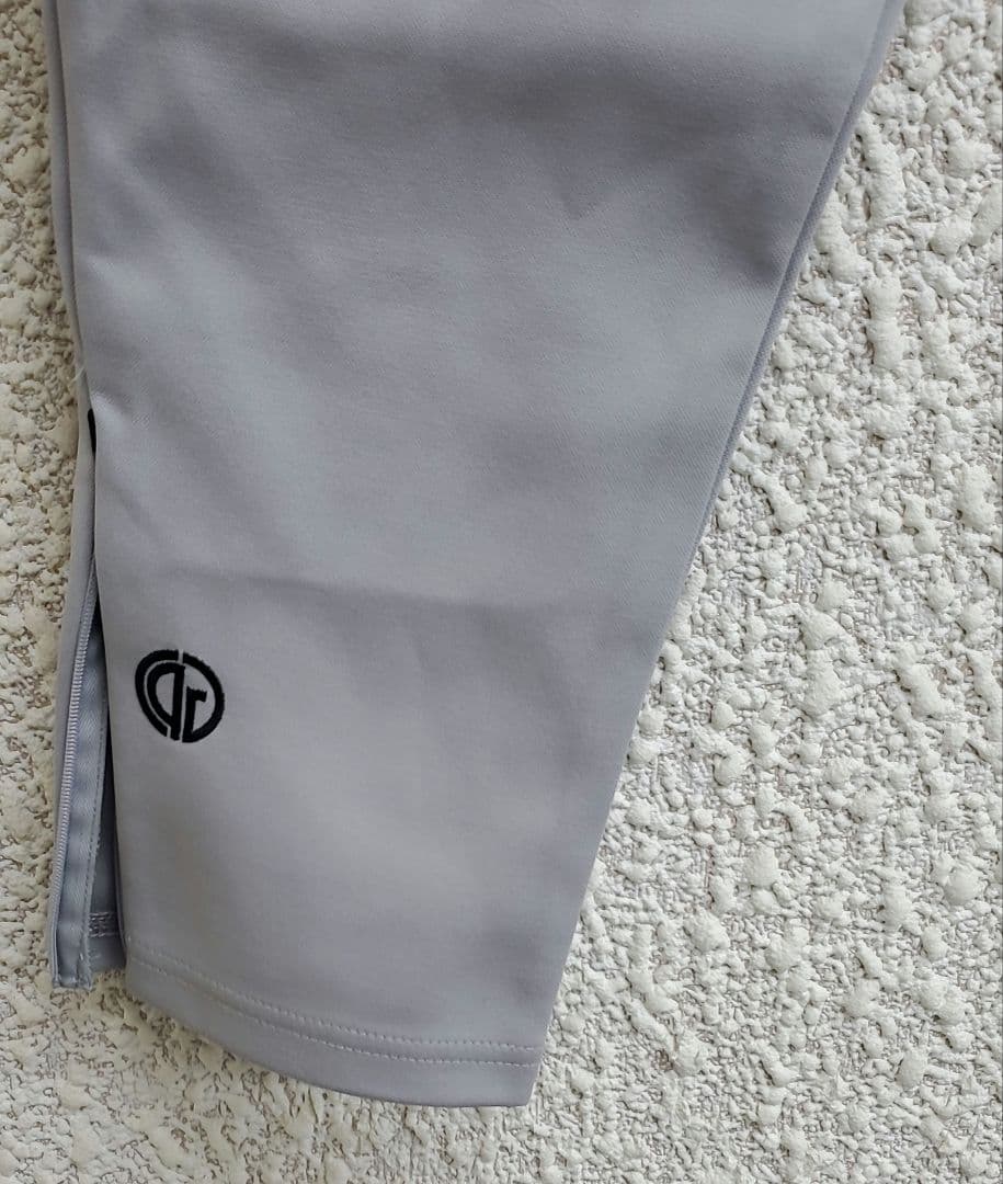 美品！CFG グレー ゴルフパンツ スリムフィット