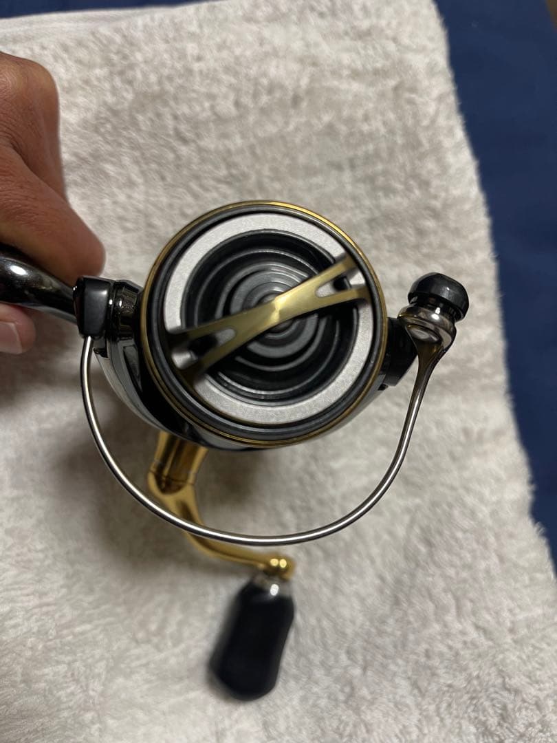 SHIMANO STELLA C2000HGS スピニングリール