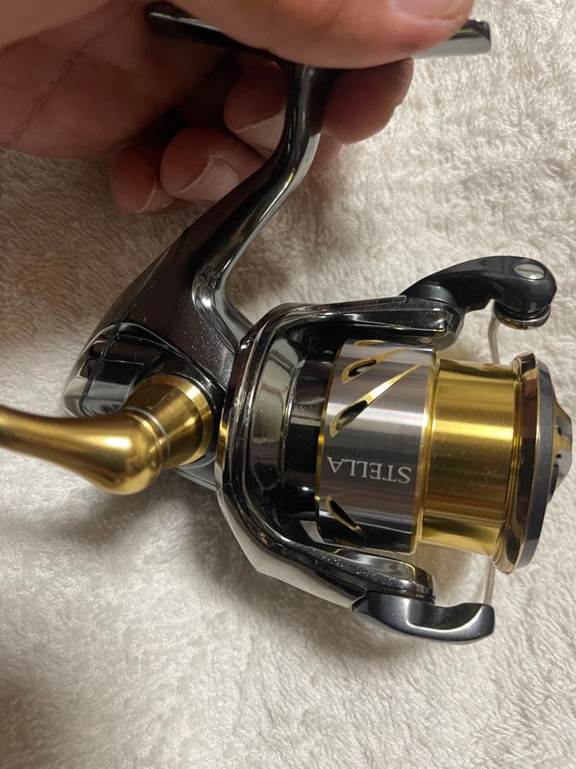 SHIMANO STELLA C2000HGS スピニングリール