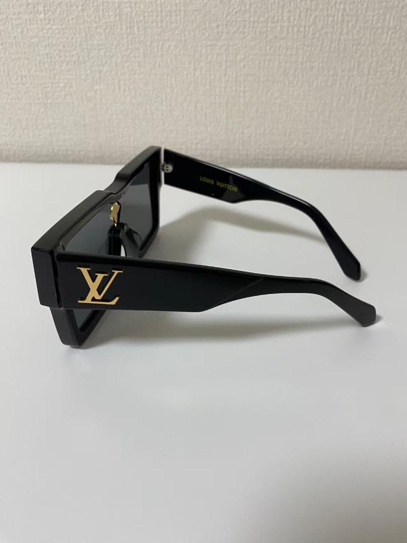 LOUIS VUITTON ルイヴィトン サングラス