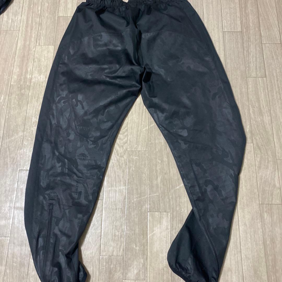ATHLETA ピステ・ウィンドブレーカー Lサイズ ブラック　上下セットアップ