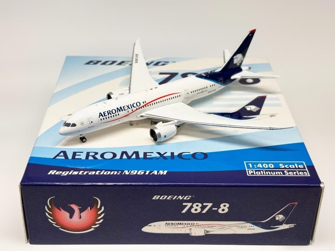 AEROMEXICO Boeing 787-8 1:400スケール