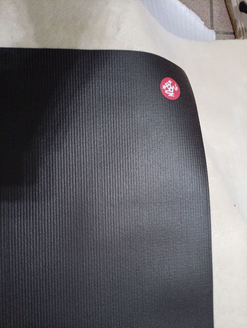 大人気 Manduka プロトラベル ヨガマット 　軽量 　マンドゥカ