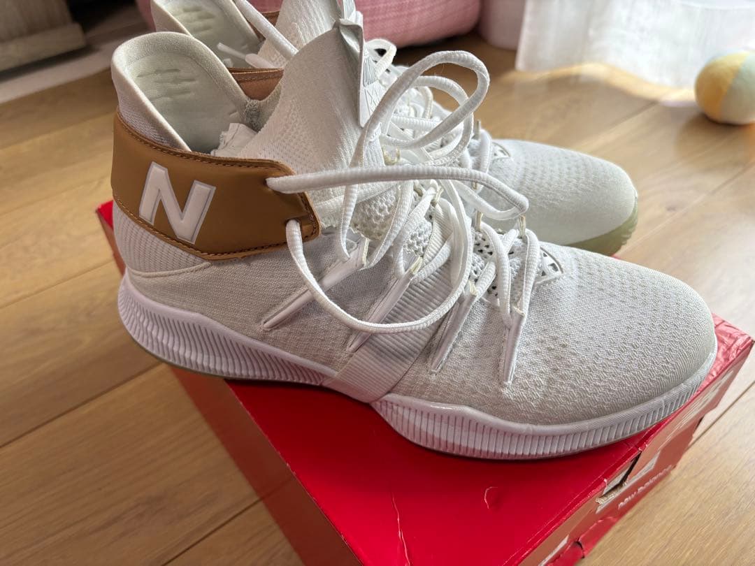 カワイレナード new balanceニューバランスOMN1S バッシュ
