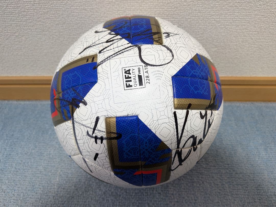 adidas Levain Cup 2018 サッカーボール サイン入り