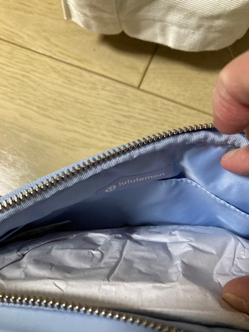 ヨガ・ピラティス Lululemon Crossbody Camera Bag 2L