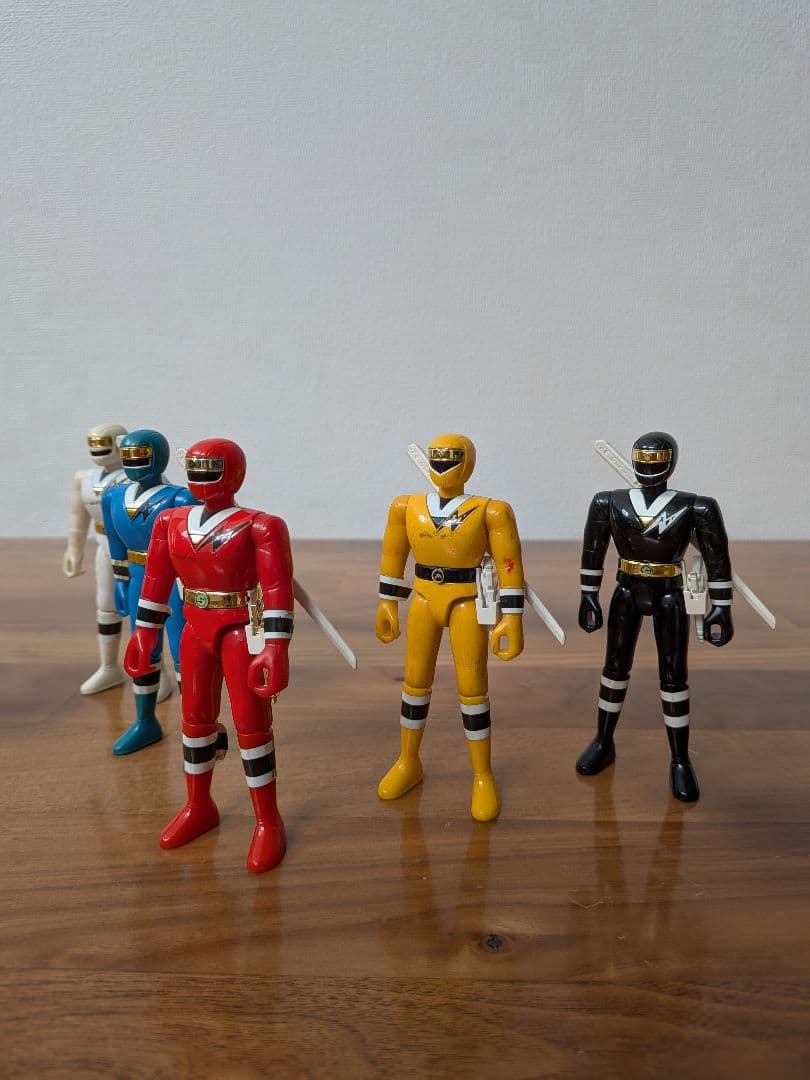 忍者戦隊カクレンジャー　超合金　フィギュア５体セット　各武器付属　希少・貴重