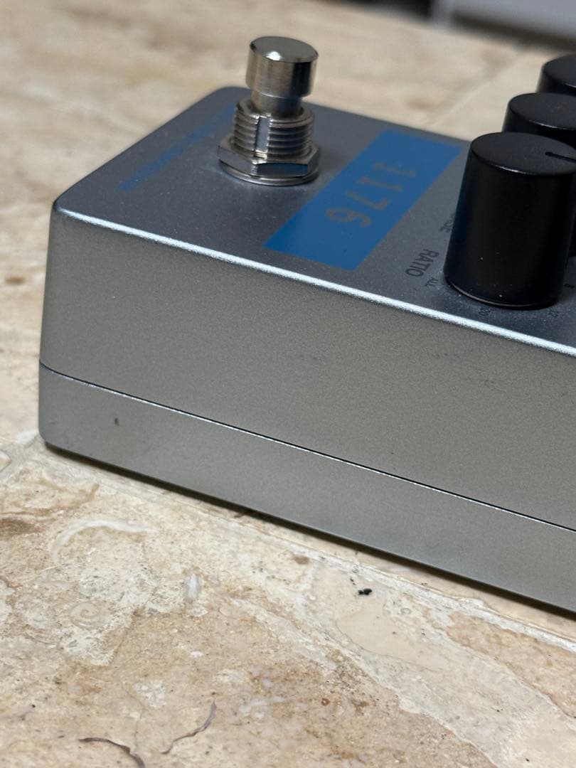 UNIVERSAL AUDIO UAFX 1176 コンプレッサー 美品