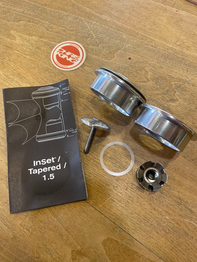 新品Chris King Inset4 / Tapered 1.5 本物