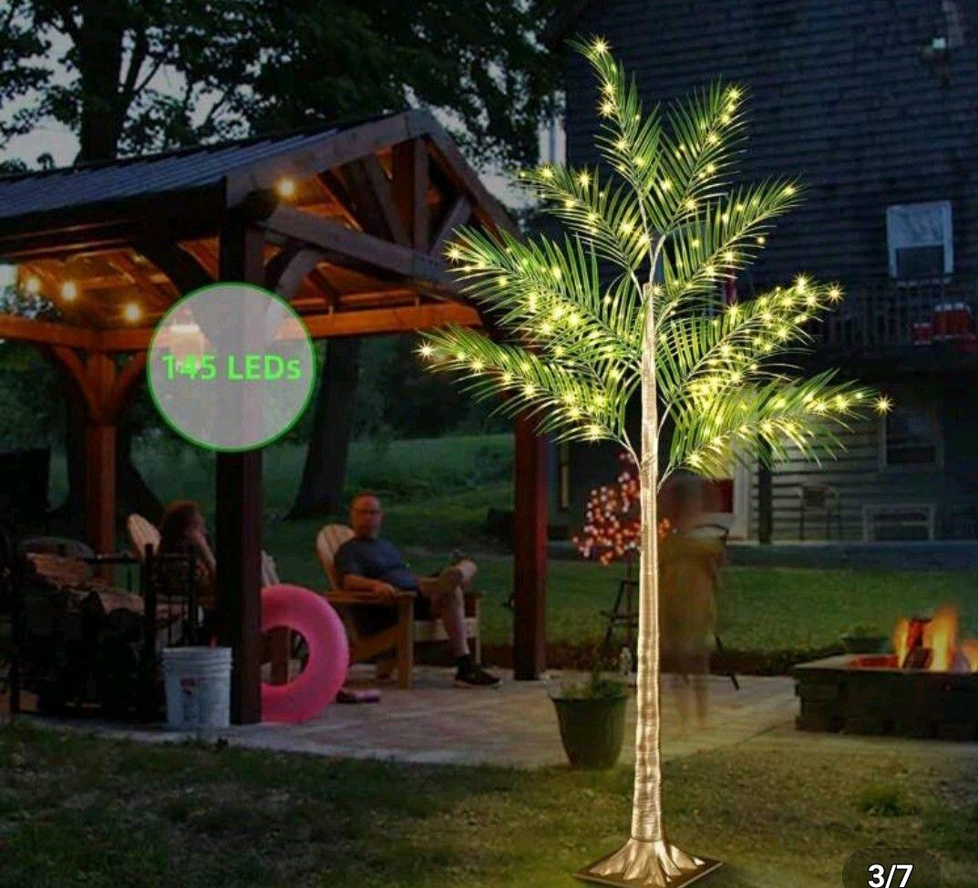 【稼働確認済み】 ヤシの木ライト560LED 7ft　USB電源