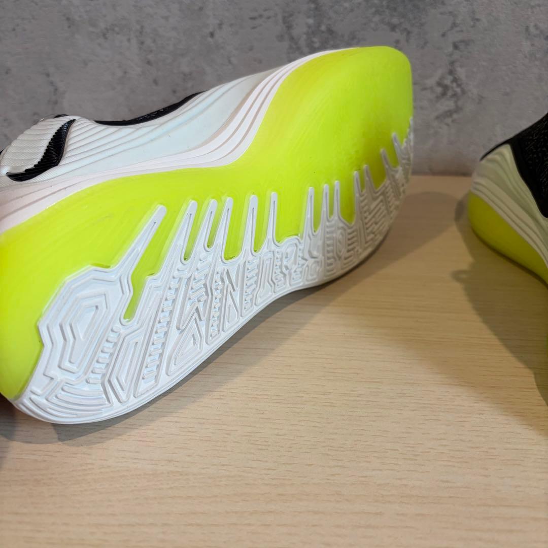 定価13,530円　【新品未使用】Nike Giannis Freak 7