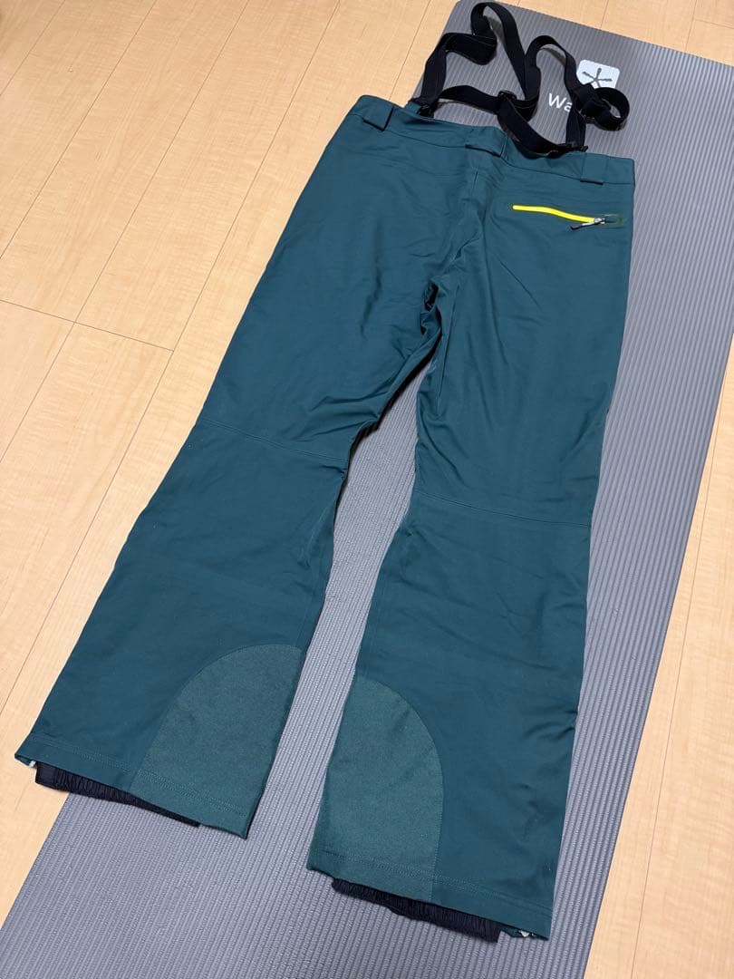 MOUNTAIN HARDWEAR pants Lサイズ