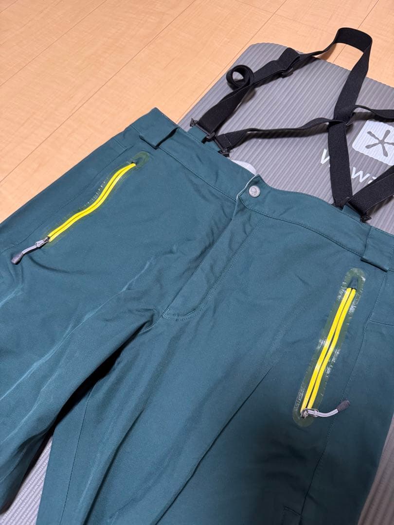 MOUNTAIN HARDWEAR pants Lサイズ