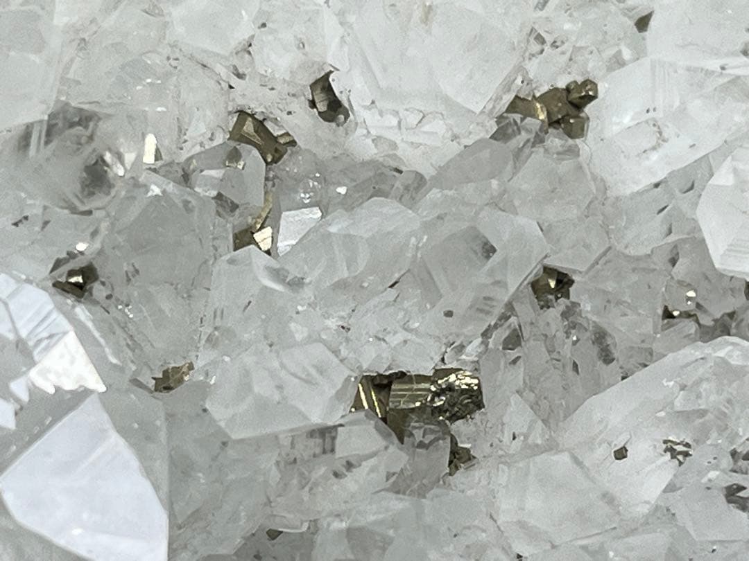 水晶　2ｋｇ