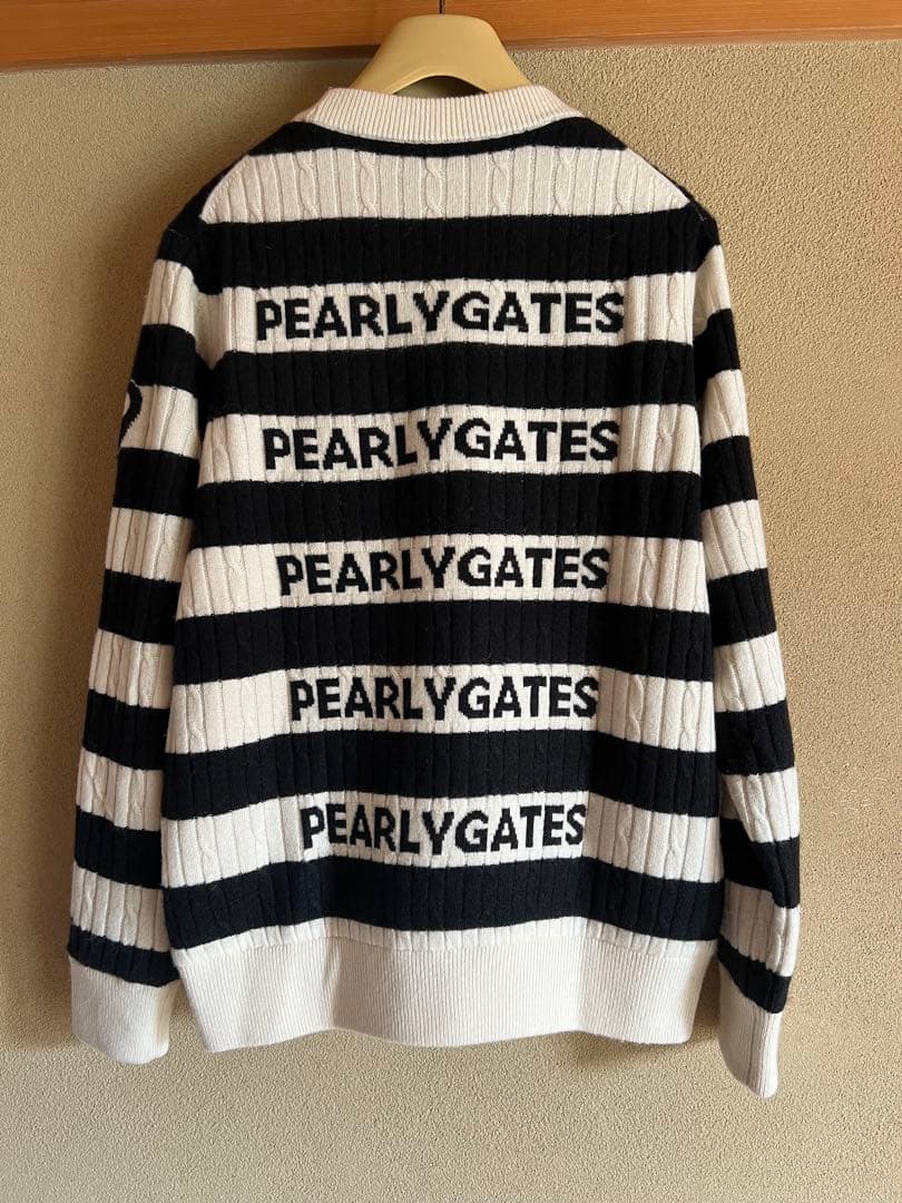パーリーゲイツのカシミアセーターです。 とても暖かく、動きやすいです。 サイズ0