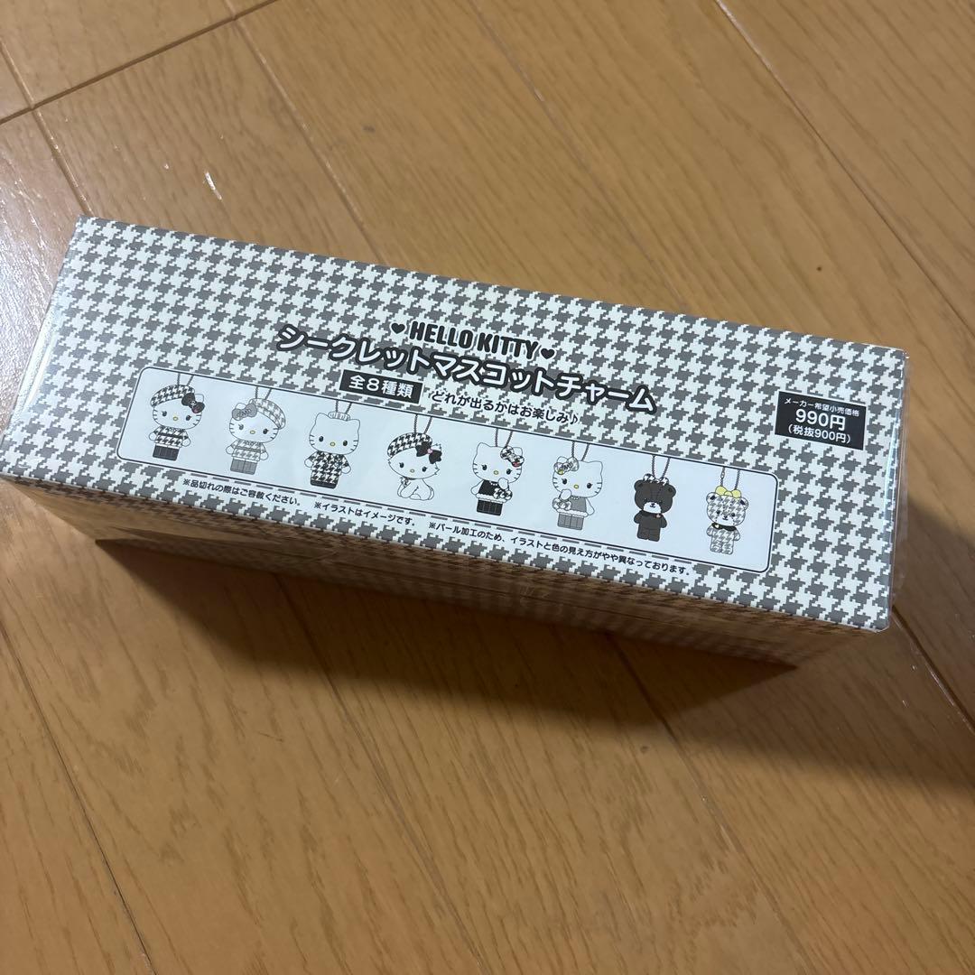 ハローキティ　モノクロガーリー　シークレットマスコットチャーム　コンプリート