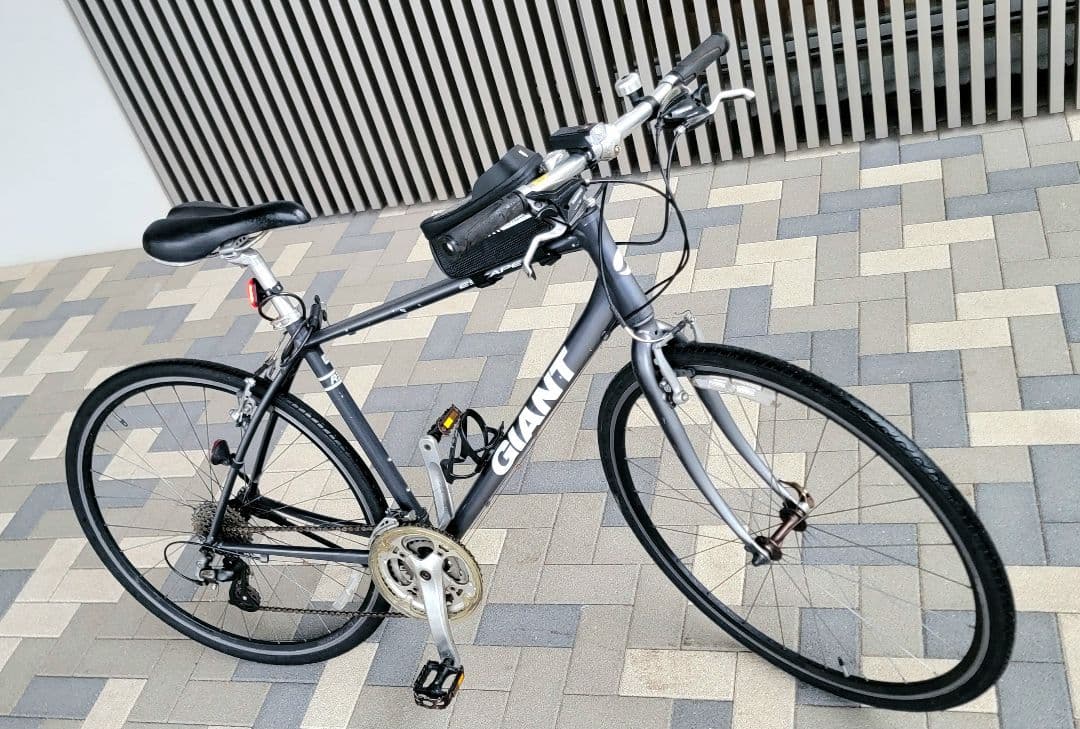 GIANT ESCAPE R3 クルスバイク自転車