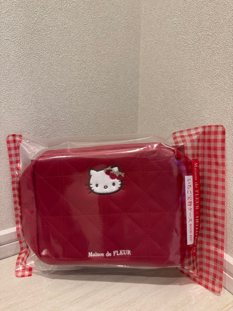 Maison de FLEUR Hello Kitty マルチケース　宝物ケース