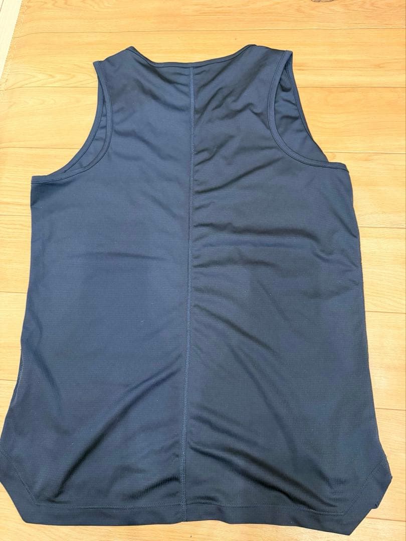 asics アシックス ランニングシャツ 黒